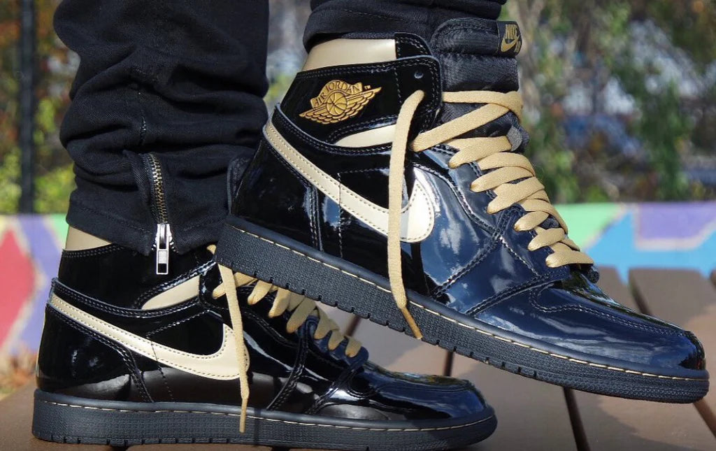 Air Jordan 1 High OG Black Metallic Gold
